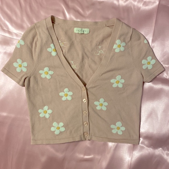 Y2K Pink Daisy Button Up Crop Top - Picture 3 of 3